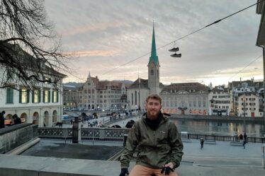 Margem do rio Limmat, em Zurique.